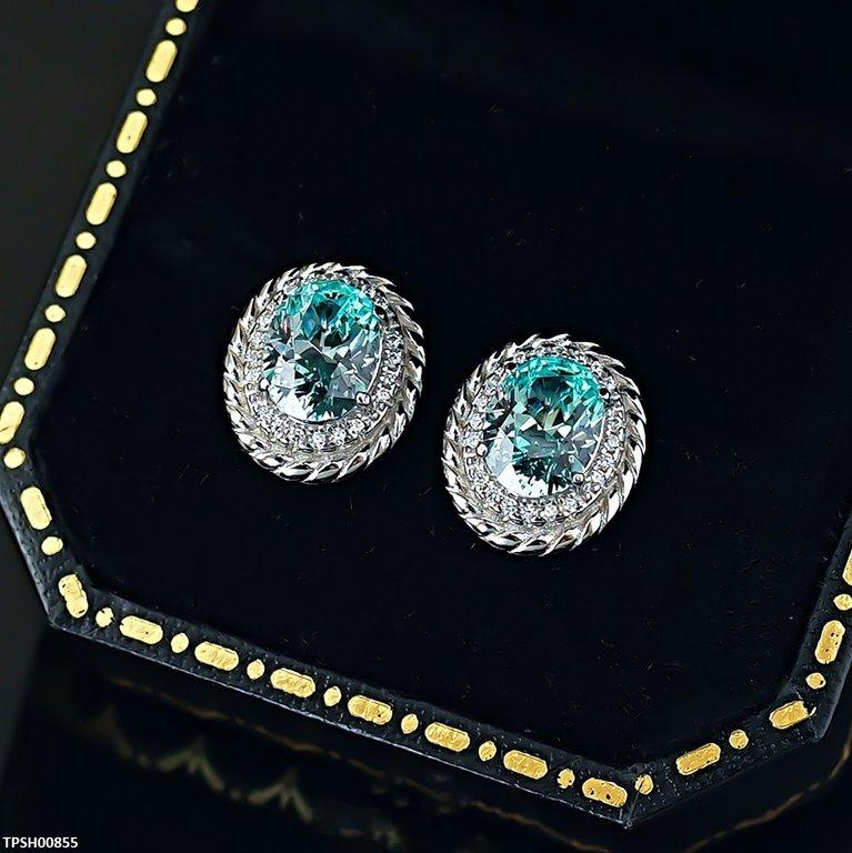 Oval Zircon Stone Pendant Set