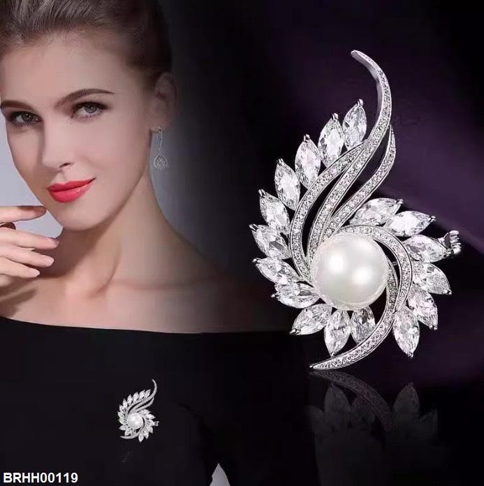 Pearl Rhinestone Zircon Broach