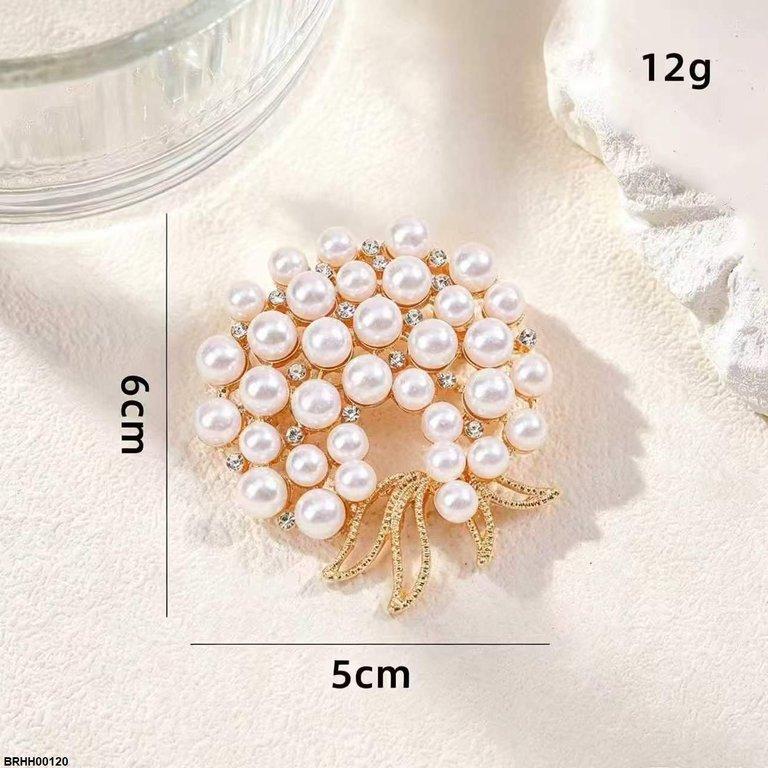 Pearl Round Zircon Broach