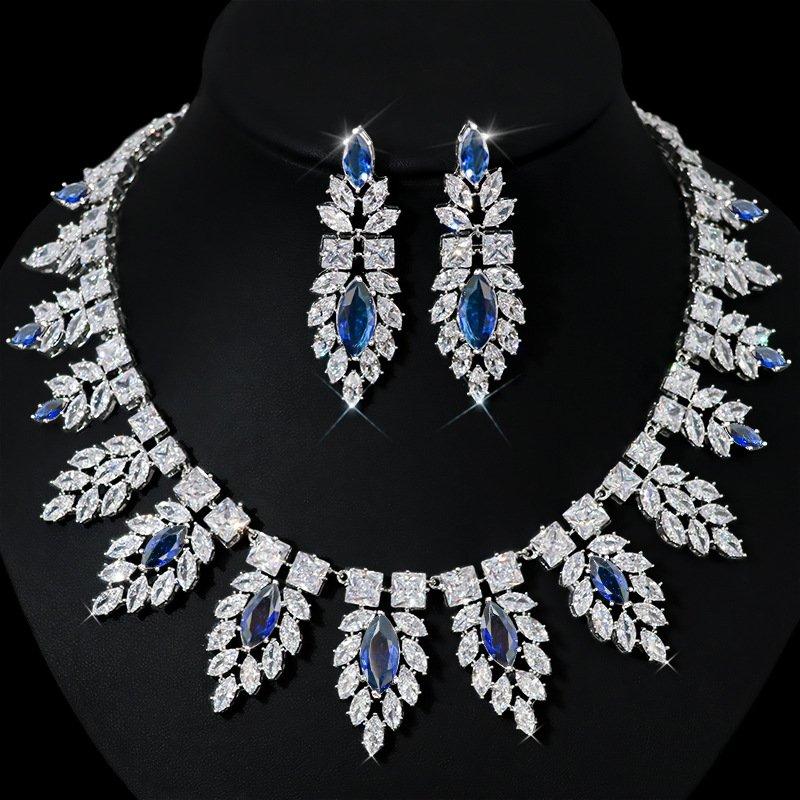 Oval/Tear Drop Choker Set