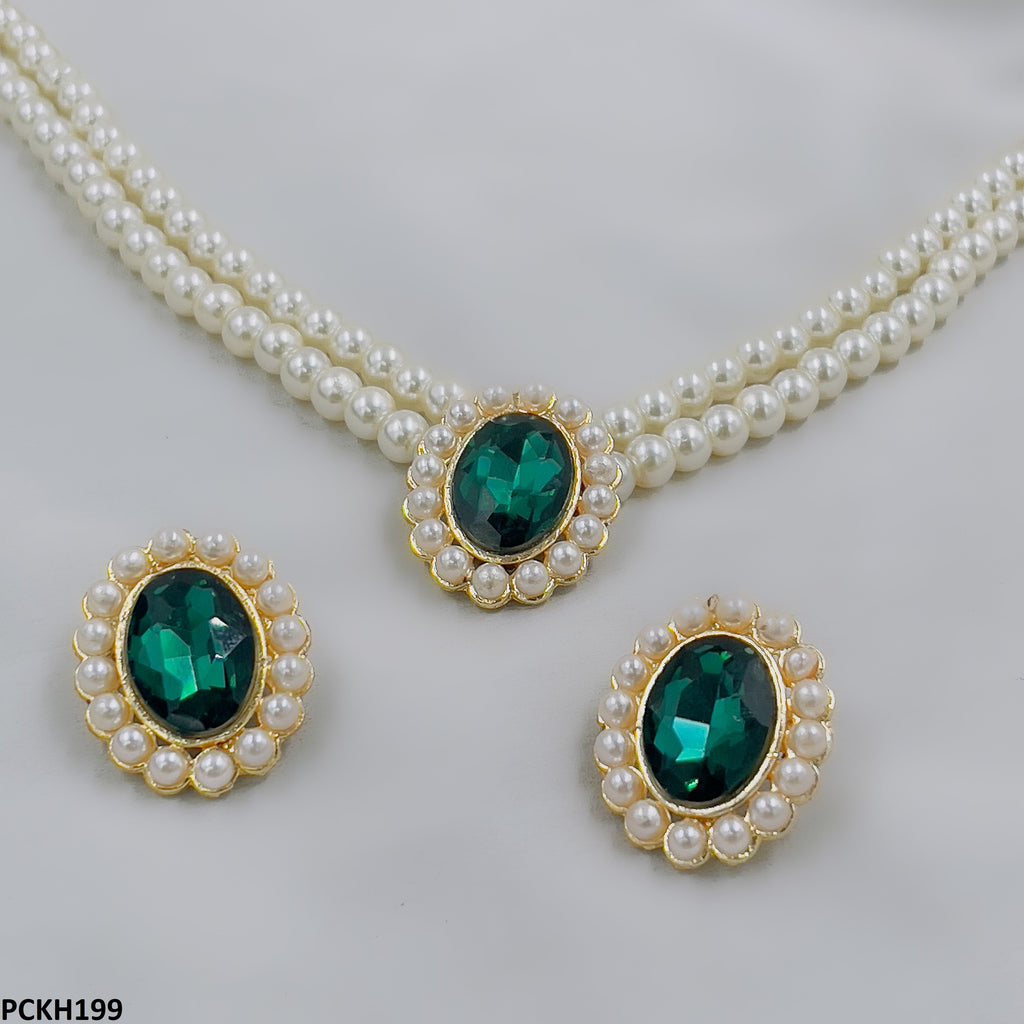 Pearl Oval Choker Set