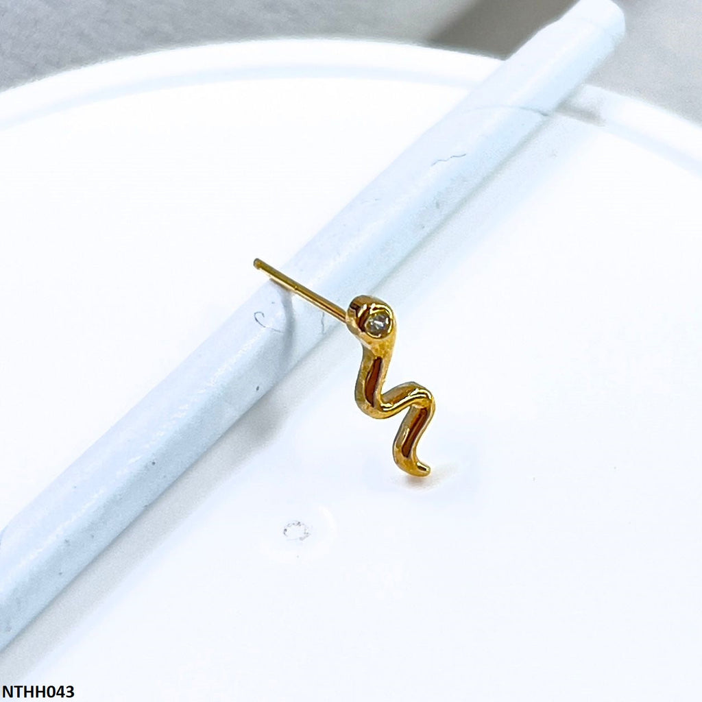 Snack Nose Pin