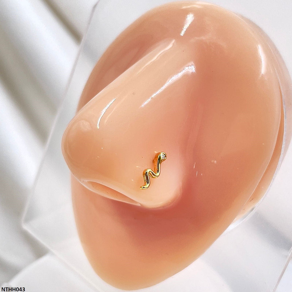 Snack Nose Pin