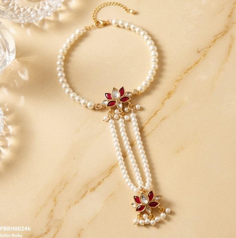 Tear/Marquise Flower Angla Bracelet Adjustable