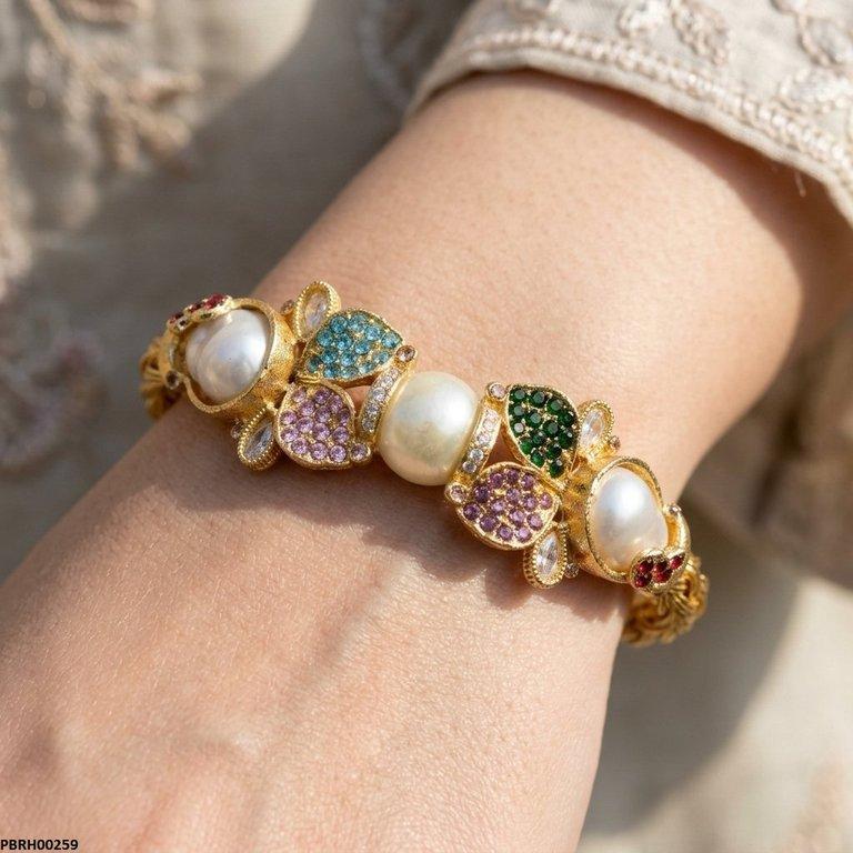 Pearl Leaf Bangles Set