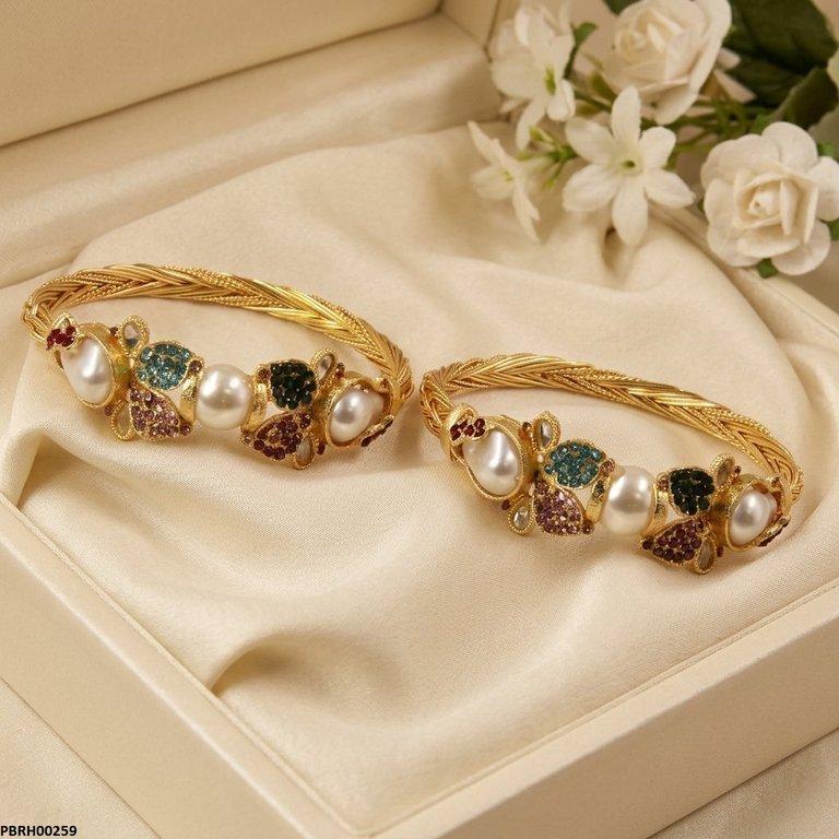 Pearl Leaf Bangles Set