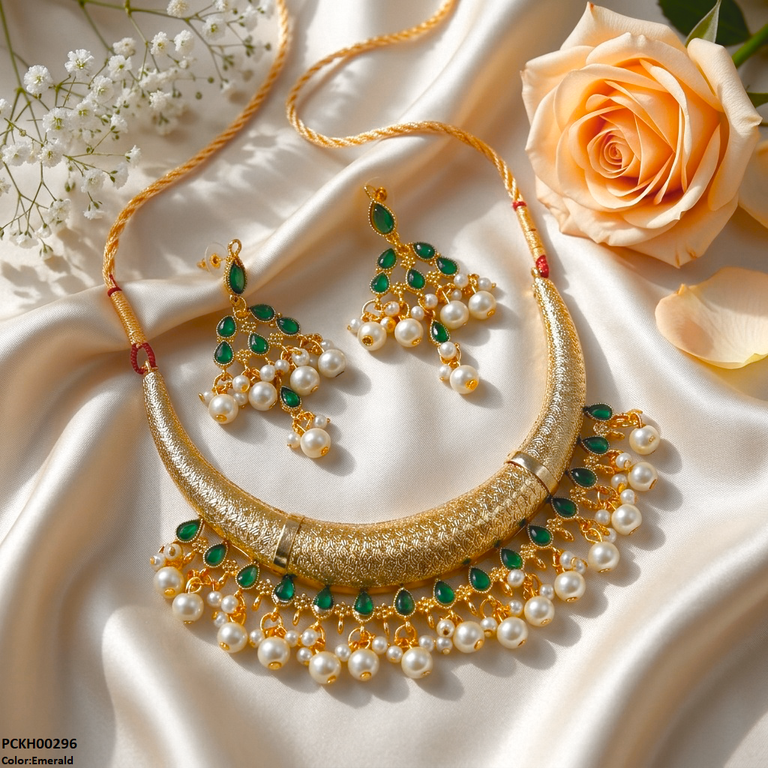 Moon/Tear Pearl Drop Hasli Choker Set