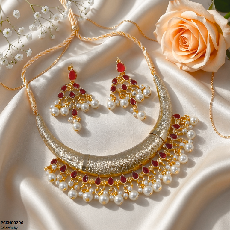 Moon/Tear Pearl Drop Hasli Choker Set