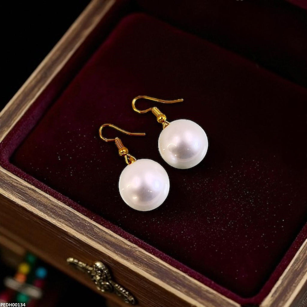Pearl Drop Earring
