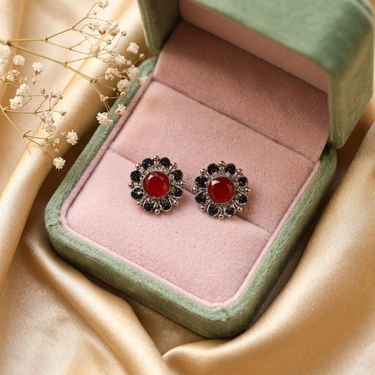 Round Stone Tops Pair