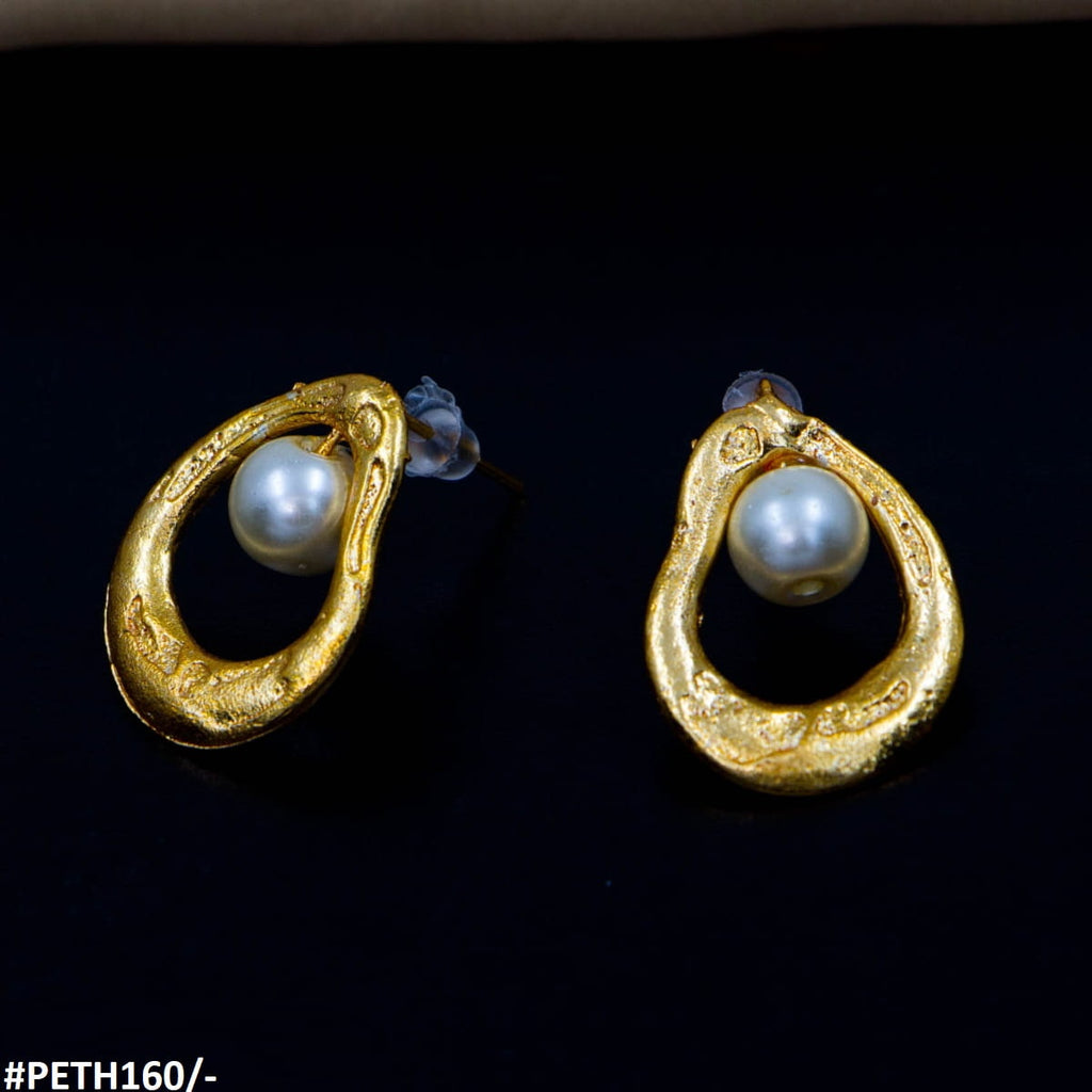 Pearl Stud Tops Pair