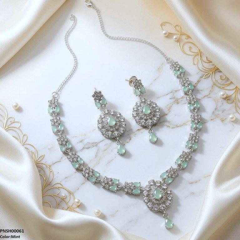 Flora Crystal Necklace Set