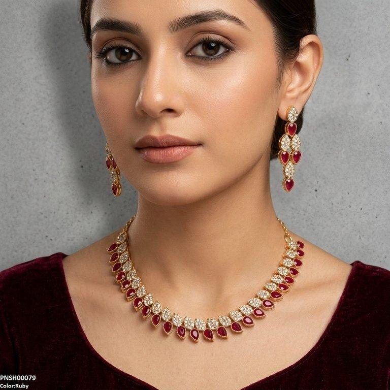Tear Leaf Necklace Set