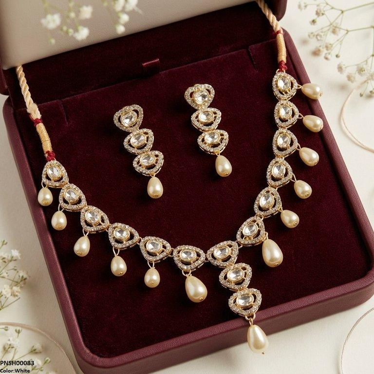 Oval Pearl Necklace Set