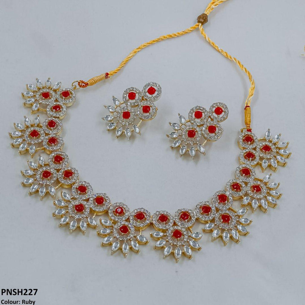 Round Pear Necklace Set