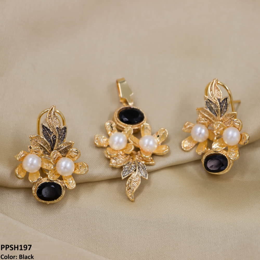 Flower Leaf's Pendant Set
