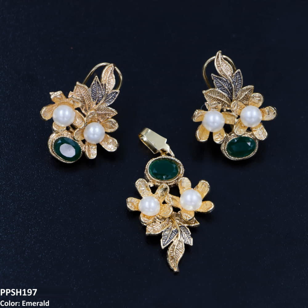 Flower Leaf's Pendant Set