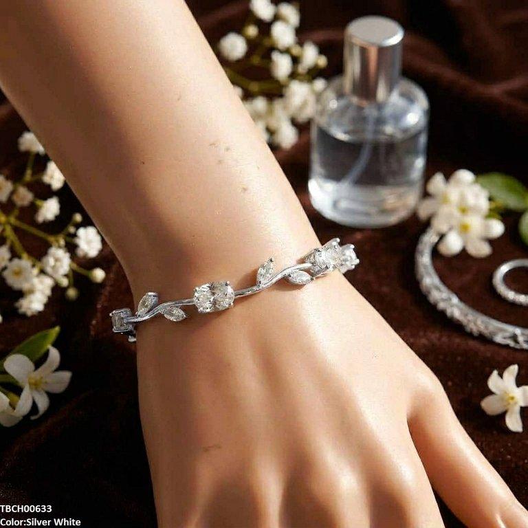 High Zircon Tulip Leaf Bracelet