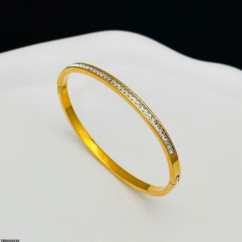 Round Hand Bracelet