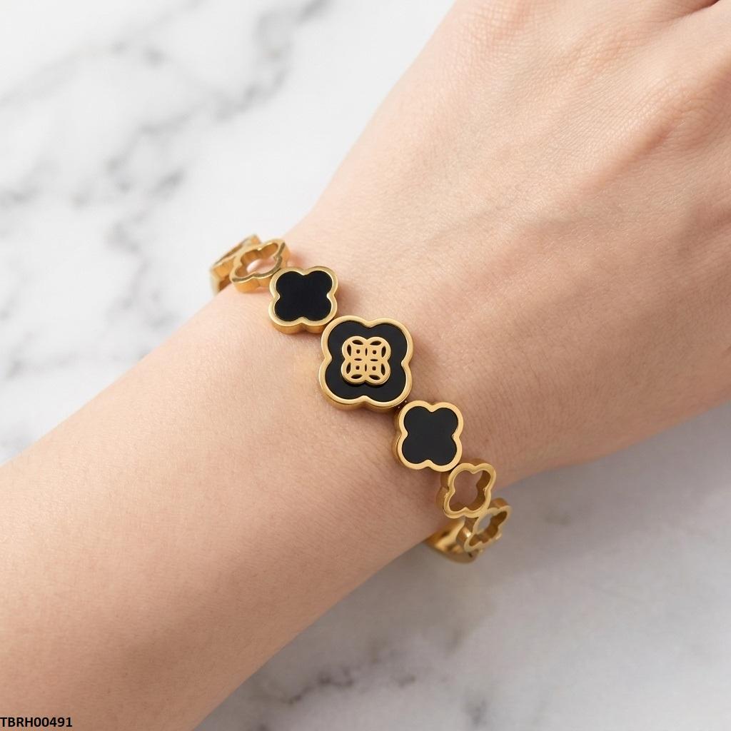 Stainless Steel Three Flowers Bracelet