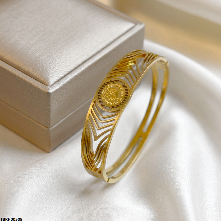 Round Coin Stainless Steel Bracelet
