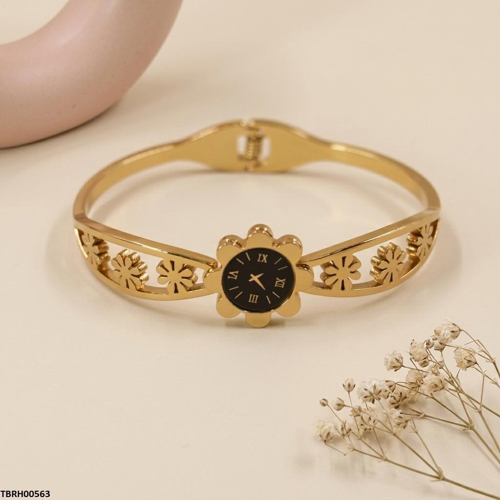 Round Clock Stainless Steel Bracelet Adjustable