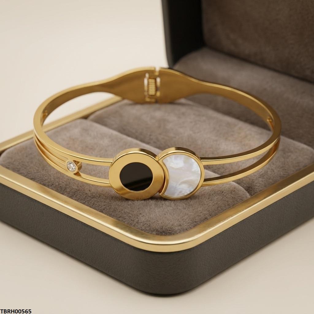 Round Moon Stainless Steel Bracelet Adjustable