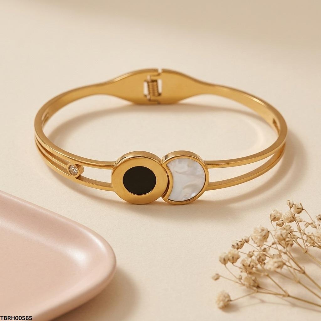 Round Moon Stainless Steel Bracelet Adjustable