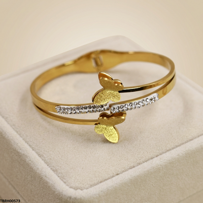 Round Butterfly Stainless Steel Bracelet Adjustable