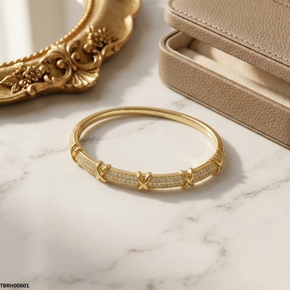 Cross Design Bracelet Openable