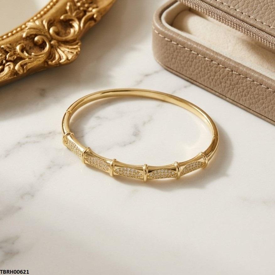 Oval Bracelet Openable