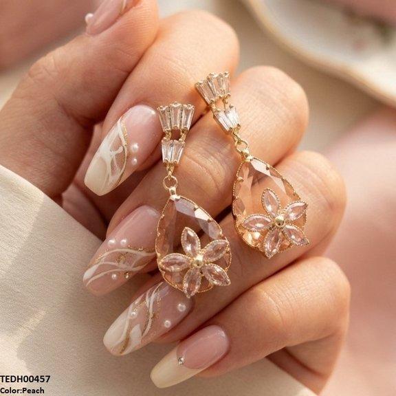 Tear/Flower Zircon Earrings