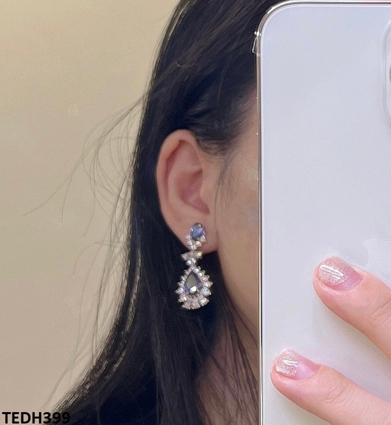 Tear Drop Earrings