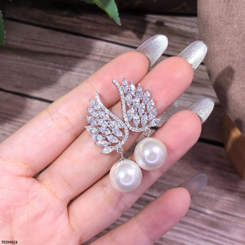 Pearl Drop Earrings