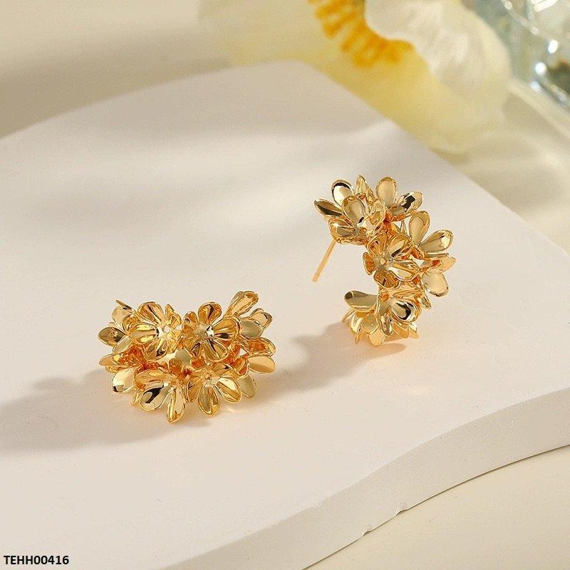 Casting Flowers Hoops Pair