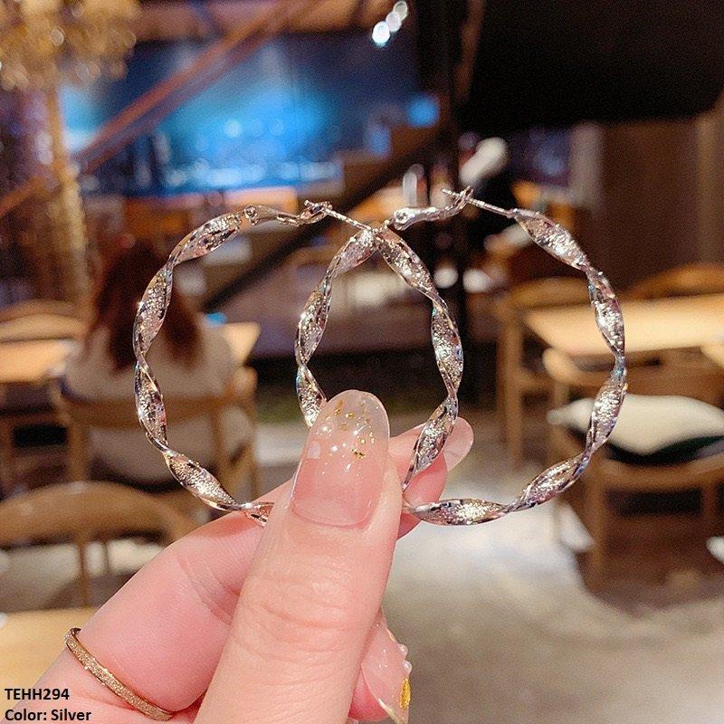 Cerved Hoops Pair