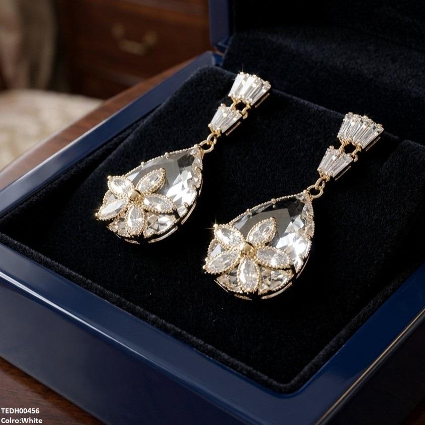 QSJTear/Flower Zircon Earrings
