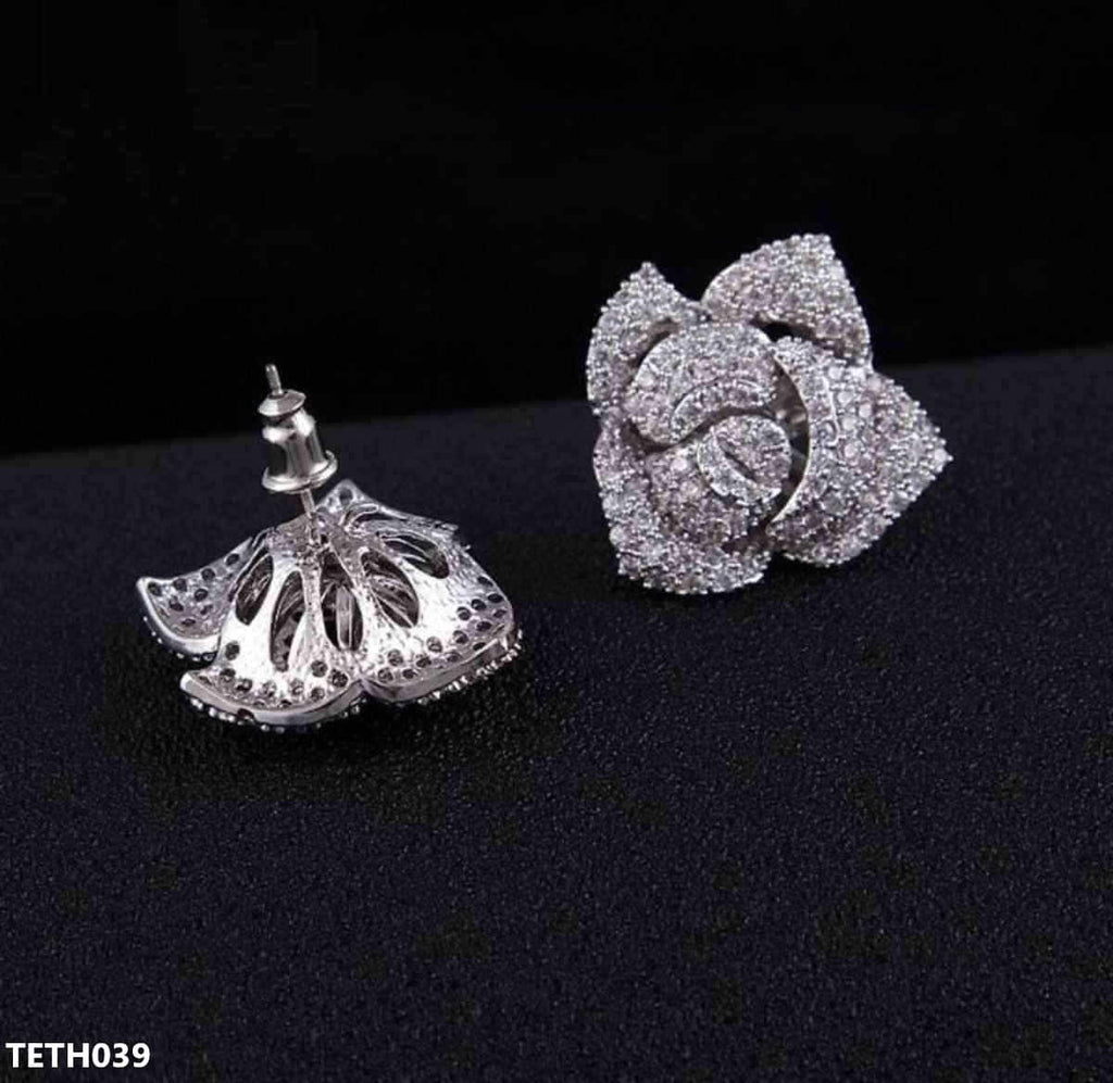 Rose Flower Stud Tops Pair