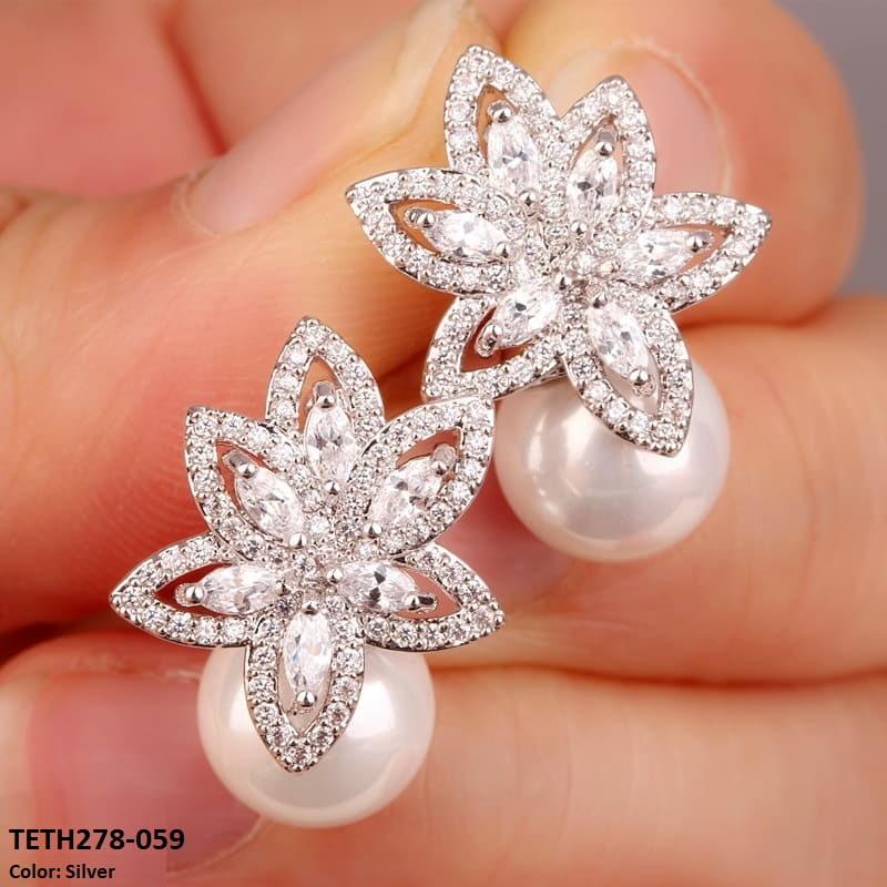 Pearl Earring Studs
