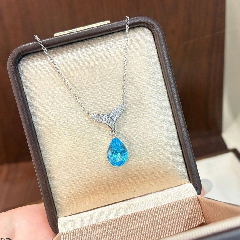 Fish Tail/Tear Drop Necklace