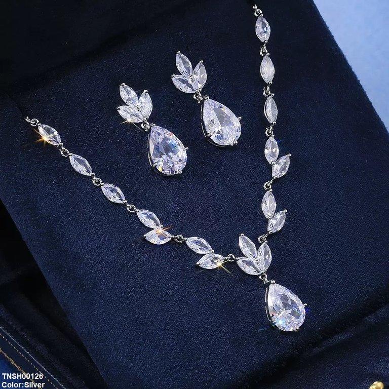Marquise Tear Drop Necklace Set