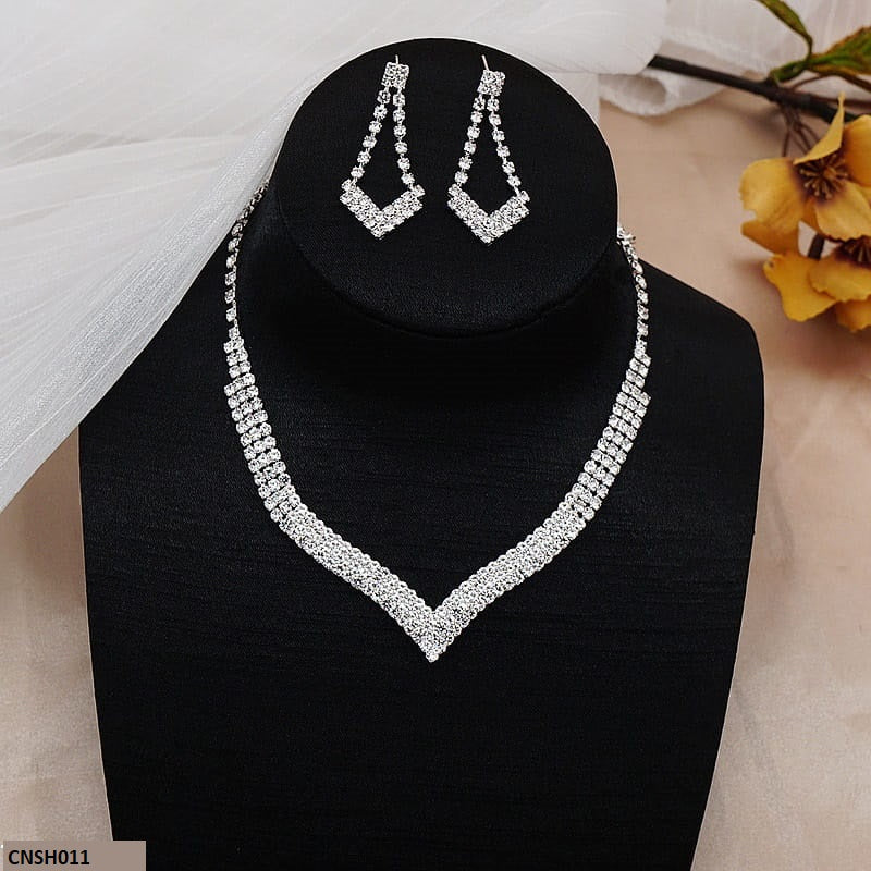 Boad Necklace Set