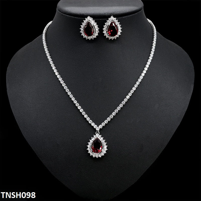 Square Tear Necklace Set
