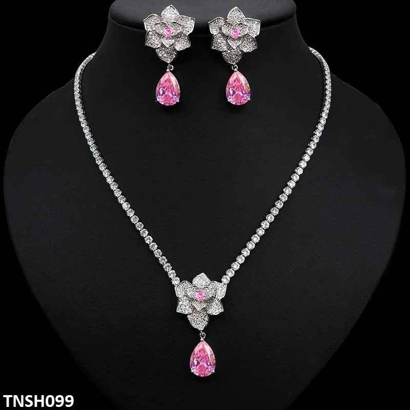 Flower Tear Necklace Set
