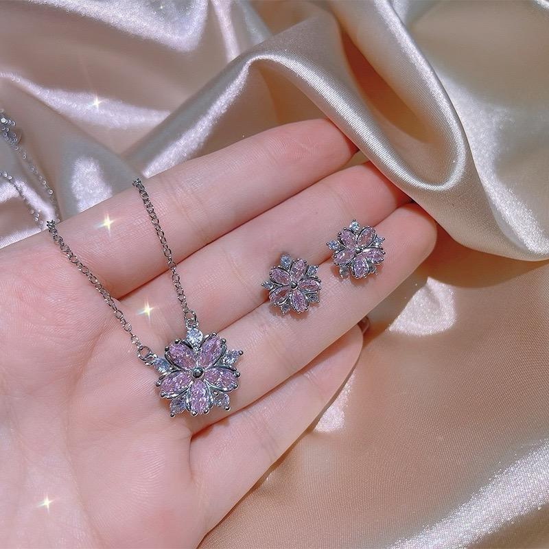 Marquise Flower Zircon Pendent Set