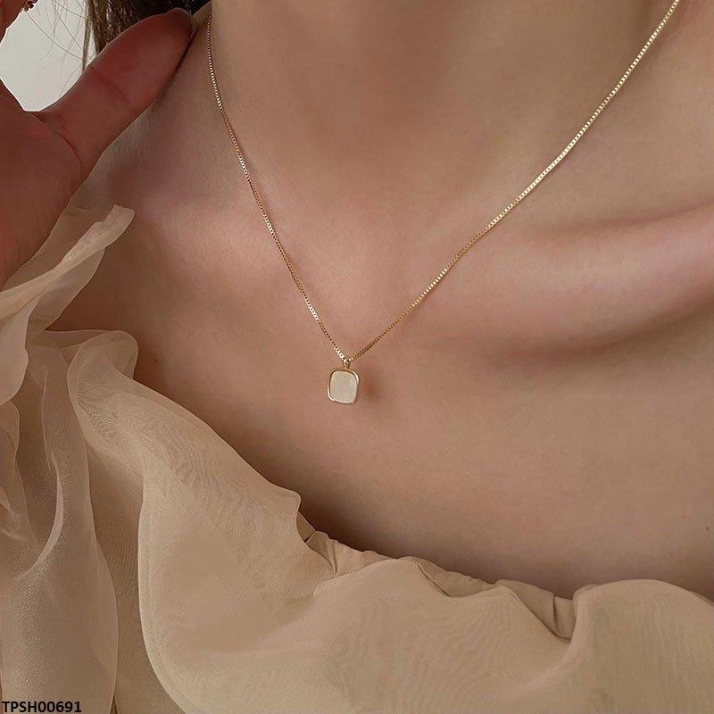 Elegant Square Shell Pendant