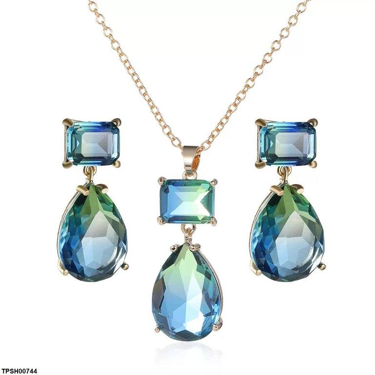 Square/Tear Drop Pendant Set