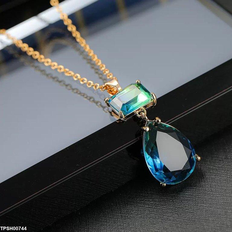 Square/Tear Drop Pendant Set