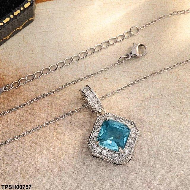 Square Drop Pendant With Chain