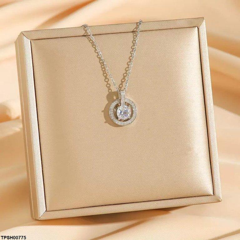 Round Pendant With Chain